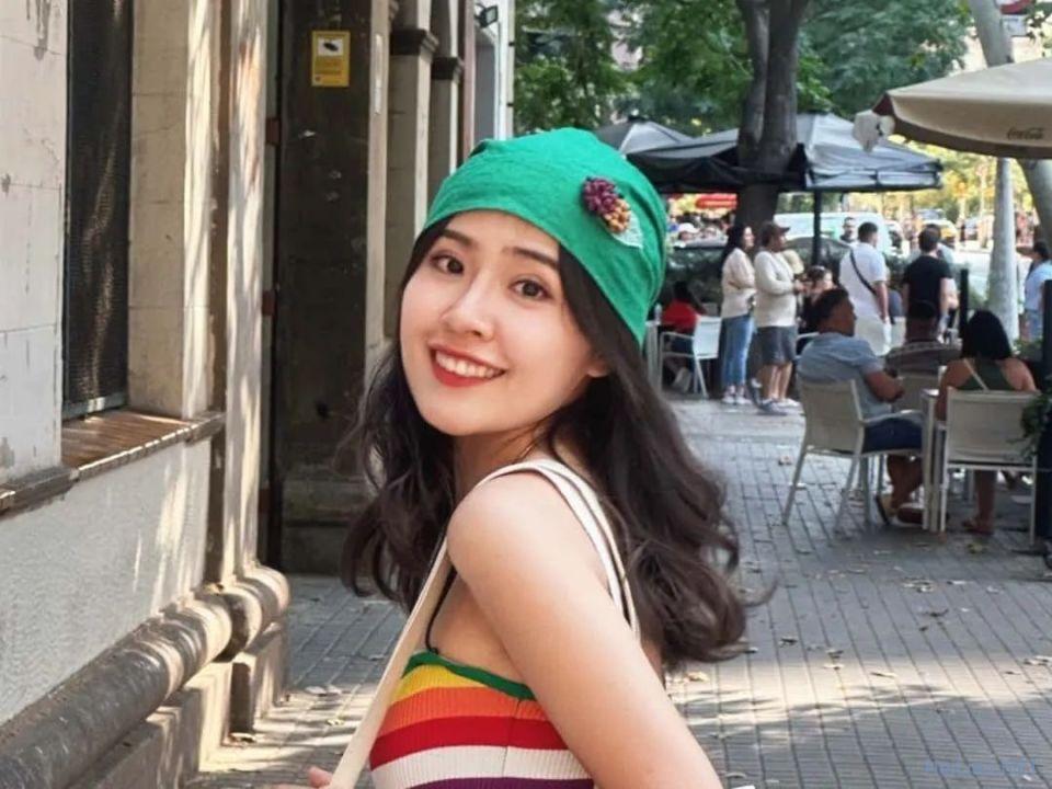 房琪“才女”人设崩塌，黑料被起底，她这次算是彻底翻车了