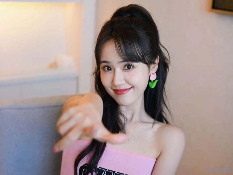房琪“才女”人设崩塌，黑料被起底，她这次算是彻底翻车了